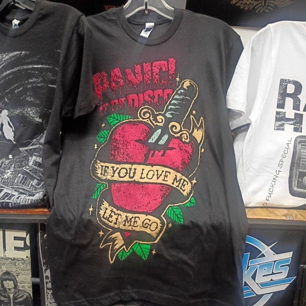 RARE PANIC AT THE DISCO Band  Rock Tee T-shirt Size medium